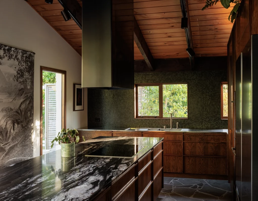 R5_AE4241_42_43_44_45_46_47-1024x799