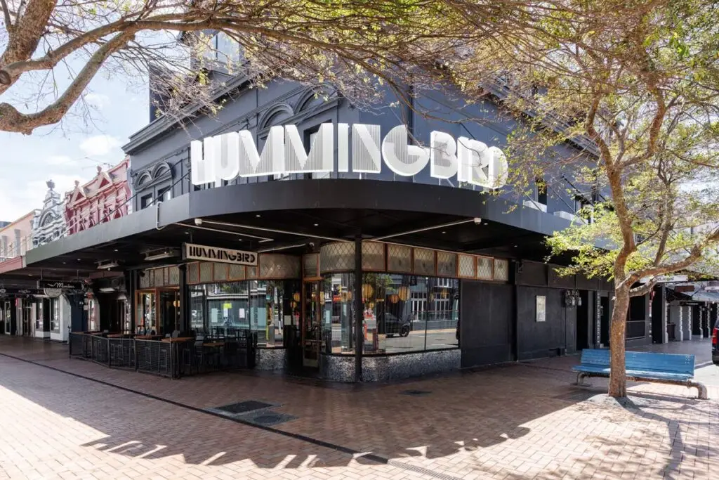 Hummingbird exterior